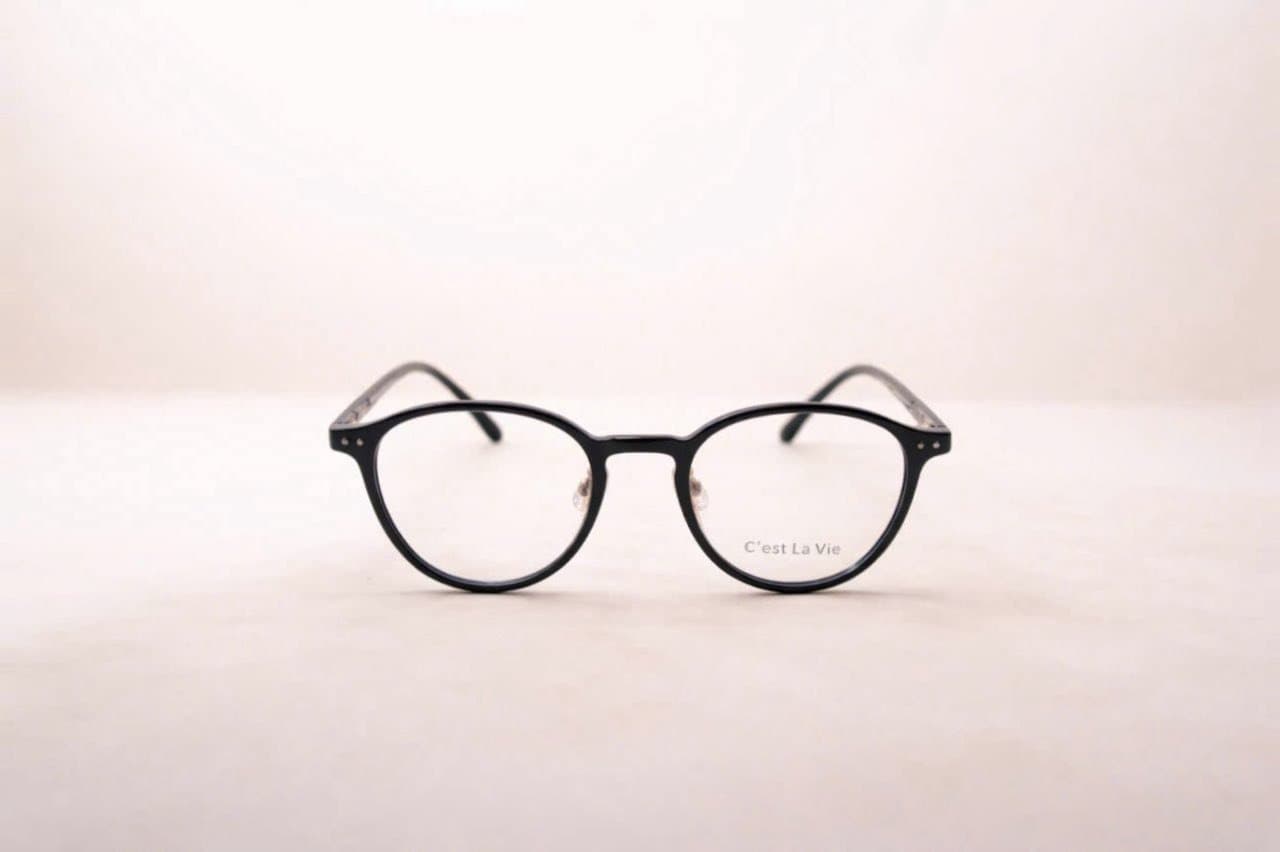 Gọng Kính C’est La Vie – Vẻ Đẹp Cổ Điển Cho Lối Sống Hiện Đại
