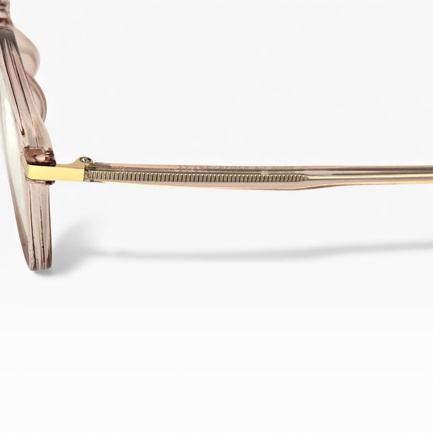 Kính gọng vuông bo tròn, nhựa trong màu nâu, điểm nhấn kim loại ở bản lề - ảnh 4