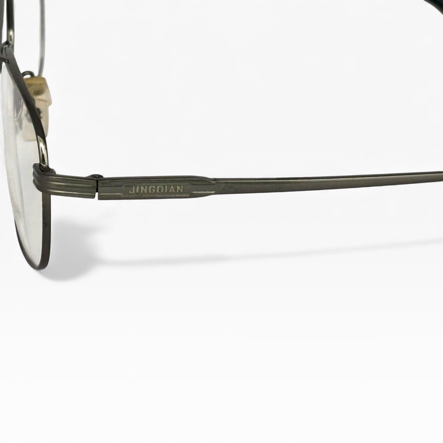 kính JingDian nam trung niên - ảnh 3