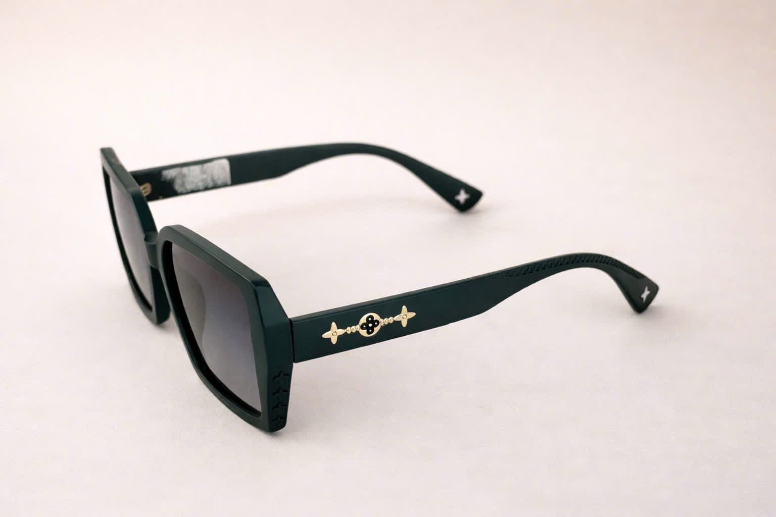 Kính Mát Oversize Dáng Vuông Nữ – Khung Nhựa Xanh Rêu Thời Thượng – Tròng Phân Cực Chống UV400 - ảnh 2