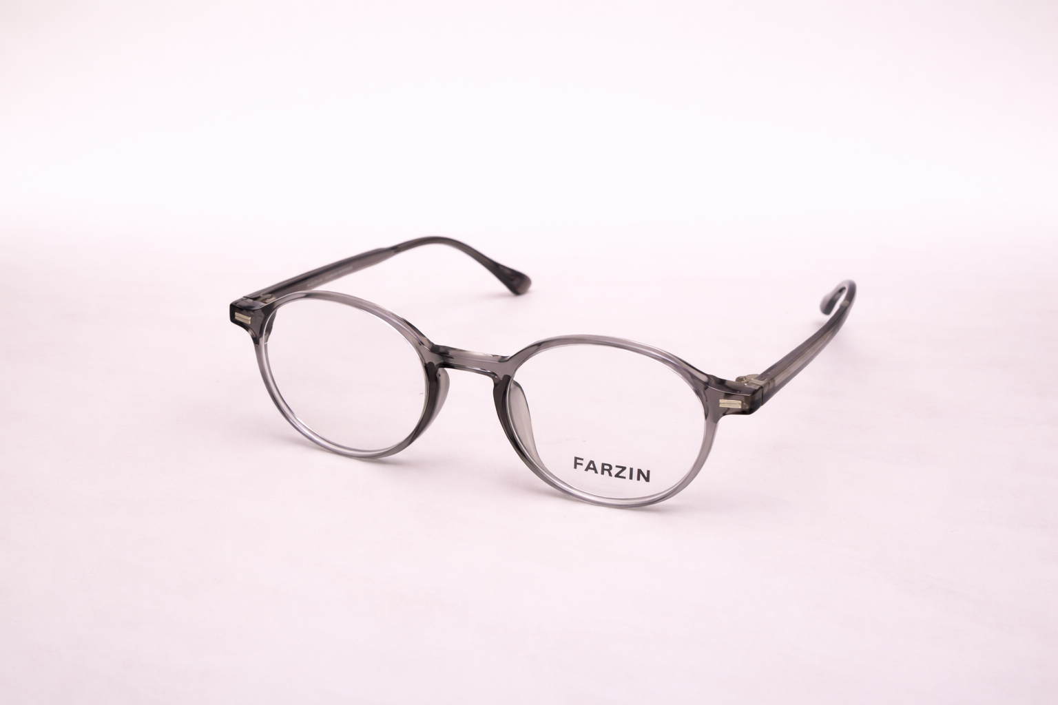 Luminous Round – Gọng Nhựa Trong Suốt Cho Phong Cách Cao Cấp - ảnh 3