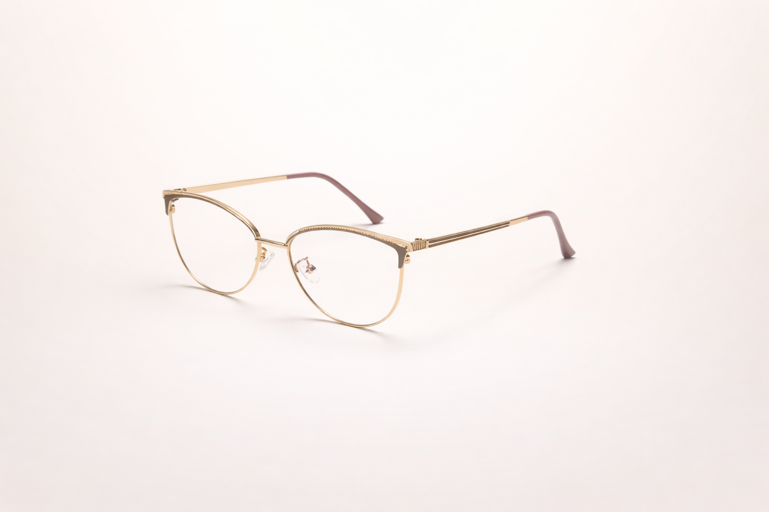 Kính Gọng Vàng Cat-Eye Sang Trọng – Phong Cách Thời Thượng - ảnh 3