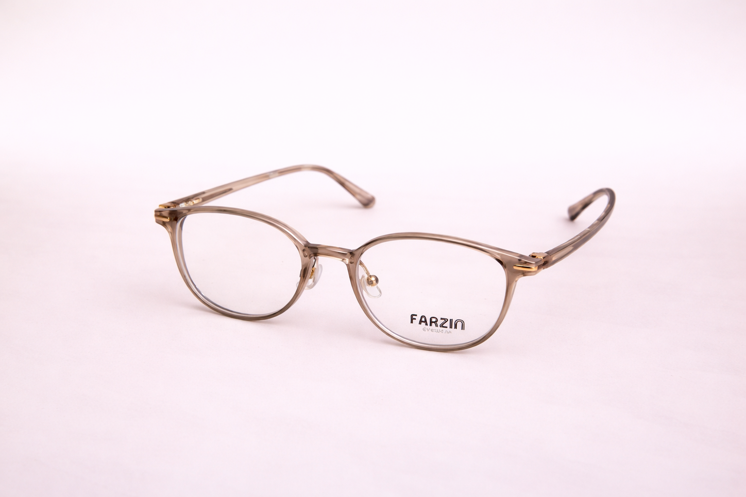 Transparent Luxe – Gọng FARZIN Nhẹ Nhàng, Tinh Tế & Đẳng Cấp - ảnh 2