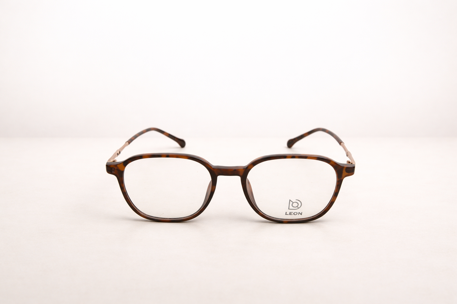Kính Mắt LEON Thương Hiệu Chất Lượng Cao - Thiết Kế Đẹp và Tinh Tế