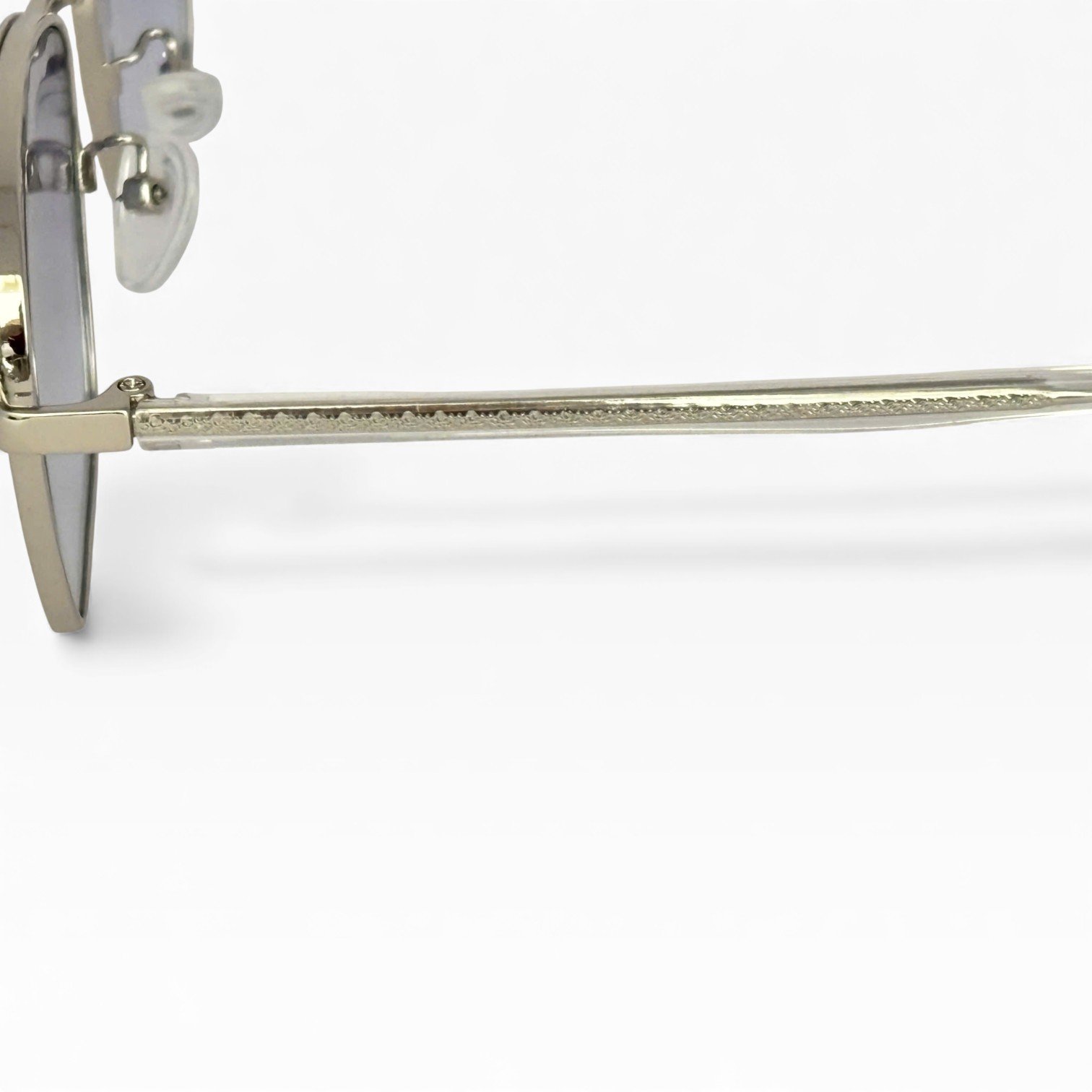 Kính Mát Kim Loại – Tròng Gradient Xám Khói Sang Trọng - Ảnh 4