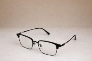 Alternative view of Mắt Kính Gọng Cận Nửa Gọng (Clubmaster) Đen Bóng - Phong Cách Hiện Đại & Thanh Lịch